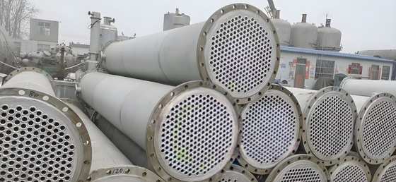 Intercambiador de calor de concha y tubo adaptado a las normas A2 ISO ASME